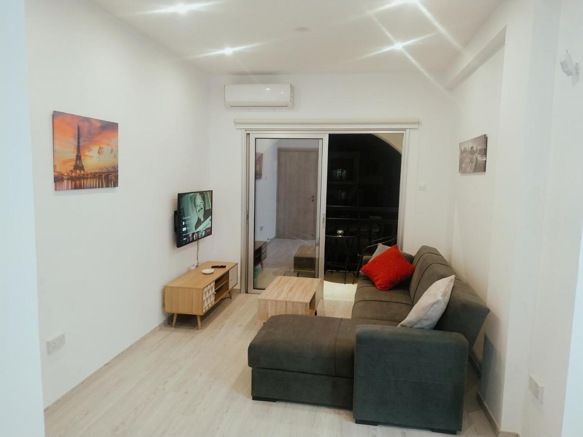 דירות Charming Holiday Retreat Kato Paphos Apt 400M To The Beach מראה חיצוני תמונה