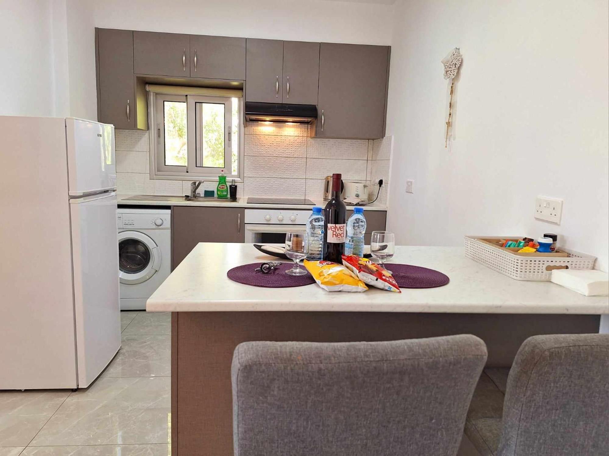 Charming Holiday Retreat Kato Paphos Apt 400M To The Beach מראה חיצוני תמונה